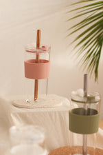 Load image into Gallery viewer, Reusable Bubble Tea Tumbler Classic 700ml BBT Cup Set